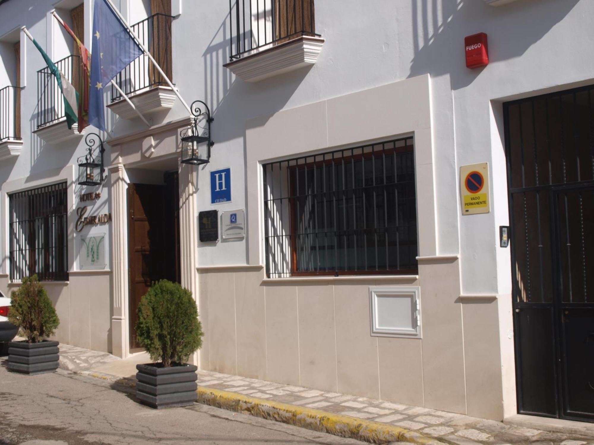 Hotel Esmeralda Osuna Extérieur photo